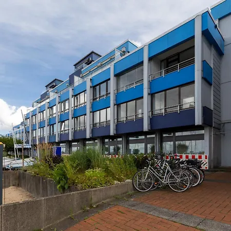 Boern Hafenkajuete * Laboe